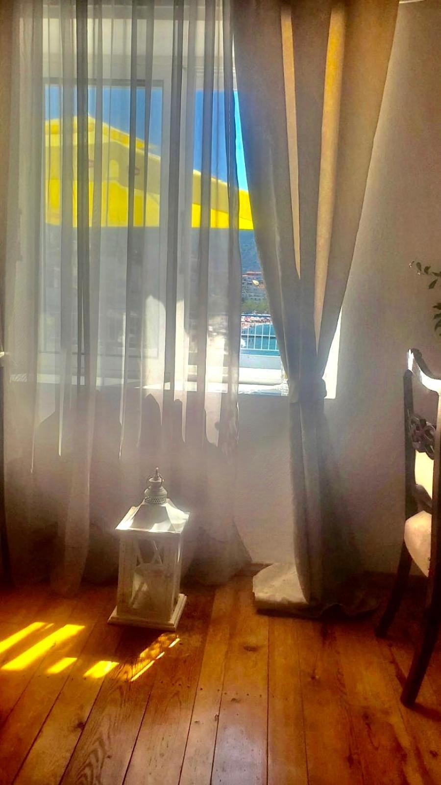 Appartamento Viktora'S House Himare Esterno foto