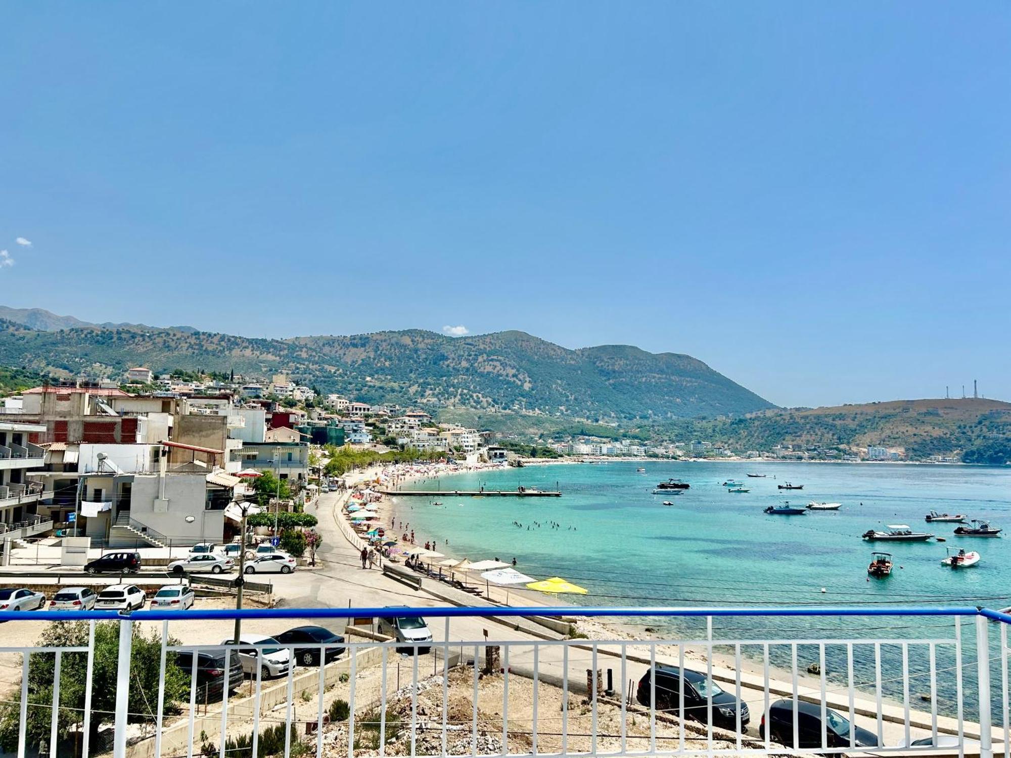 Appartamento Viktora'S House Himare Esterno foto