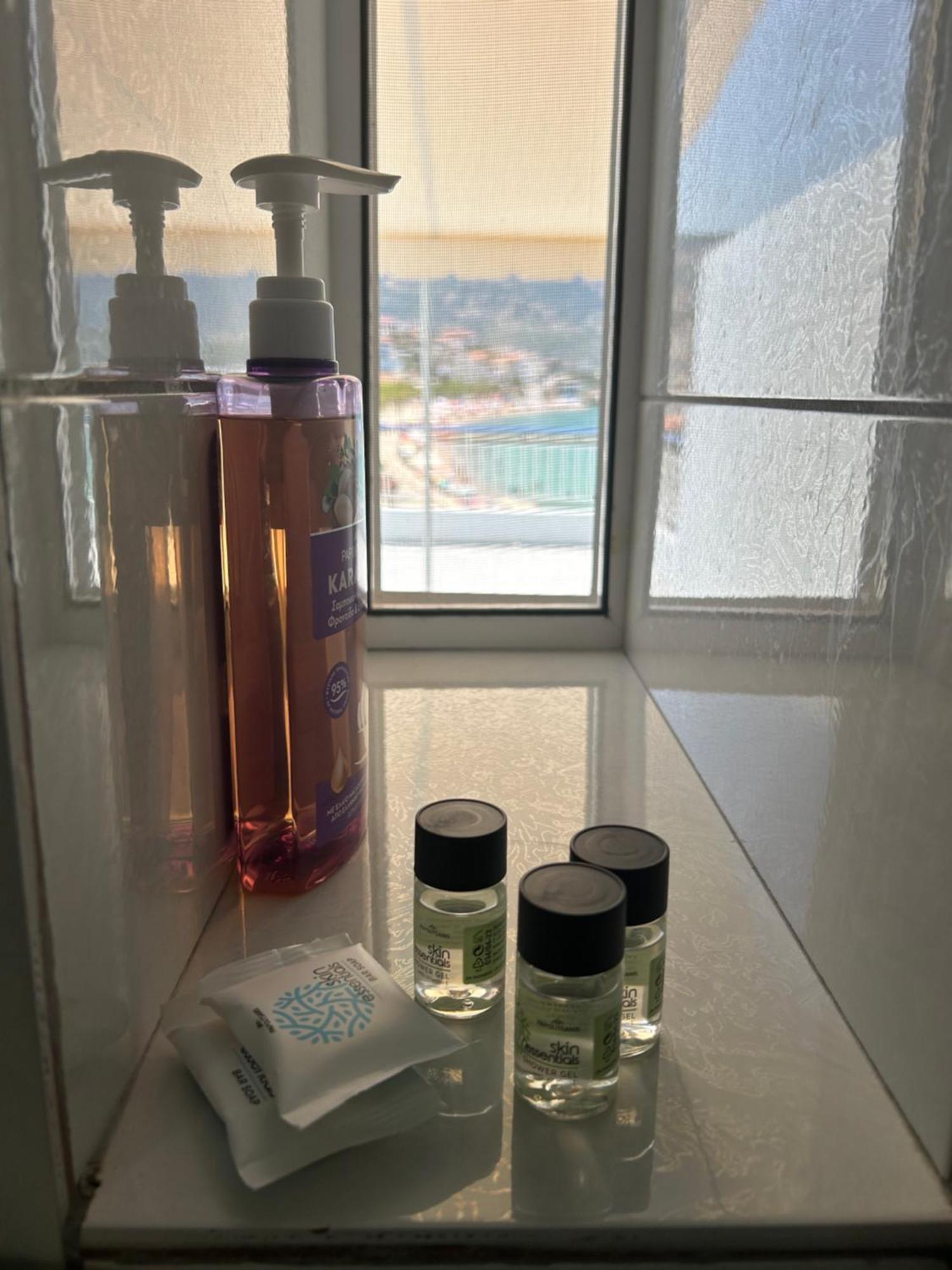 Appartamento Viktora'S House Himare Esterno foto